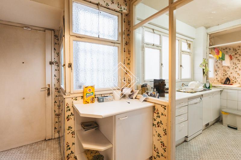 Foto 6c57f93f-170d-4274-b075-6bd8e48940d3. Flat with heating parking in Recoletos Madrid