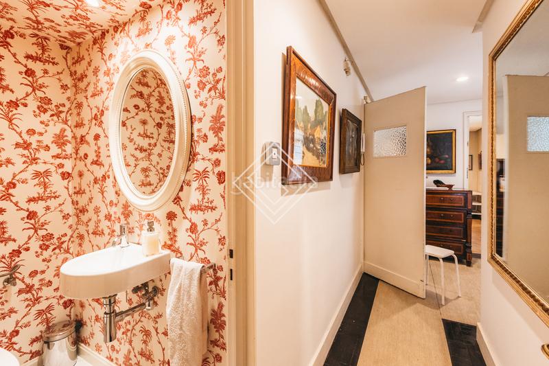 Foto 87e57074-fde6-44ad-a071-7bb630e77d56. Flat with heating parking in Recoletos Madrid