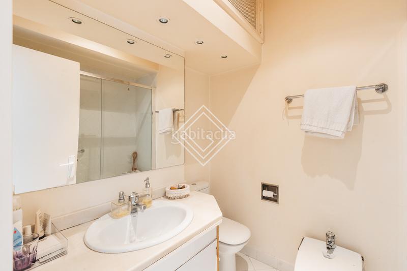 Foto b2174ee5-0937-4a81-9ba0-db50318fb12b. Flat with heating parking in Recoletos Madrid