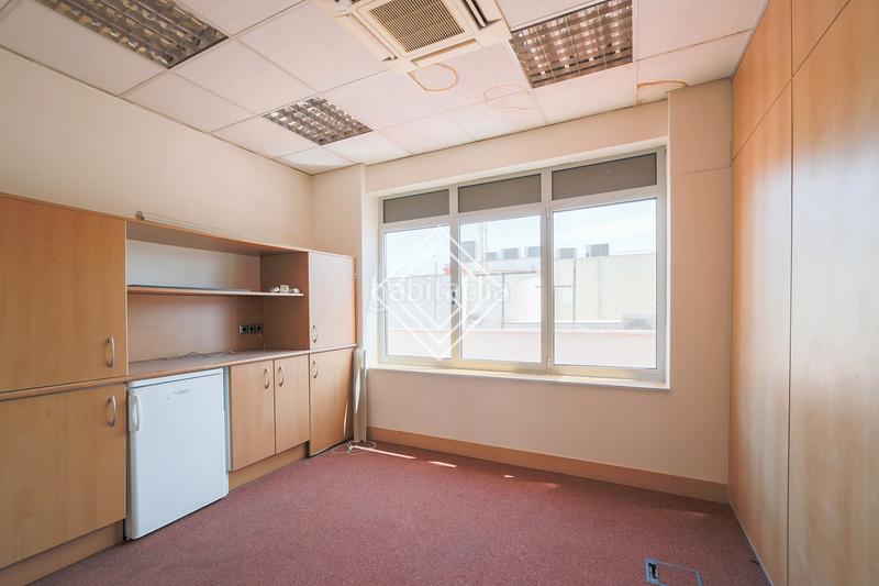 Foto f97ea563-80aa-4270-aca0-5d9723e3df53. Bureau avec chauffage dans Almagro Madrid