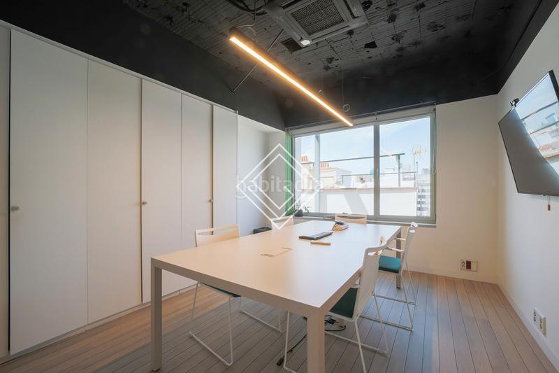 Foto f8c2f9b6-f941-465d-9bb9-50ec1ce40bbb. Oficina en Almagro Madrid