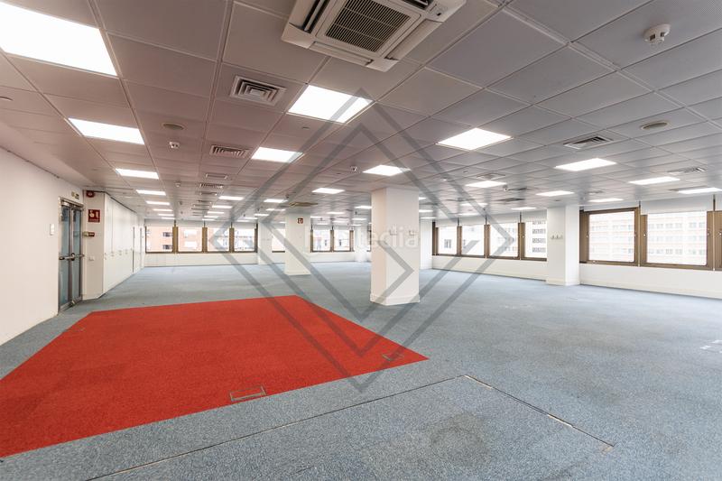 Foto b3e71a1c-8db1-44da-bcf3-d0bd6e2097de. Location bureau avec chauffage dans Castillejos-Cuzco Madrid