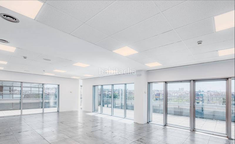 Foto b8ce1279-0697-4cd5-91f8-b6cd302ef79c. Rent office space in Delicias Madrid