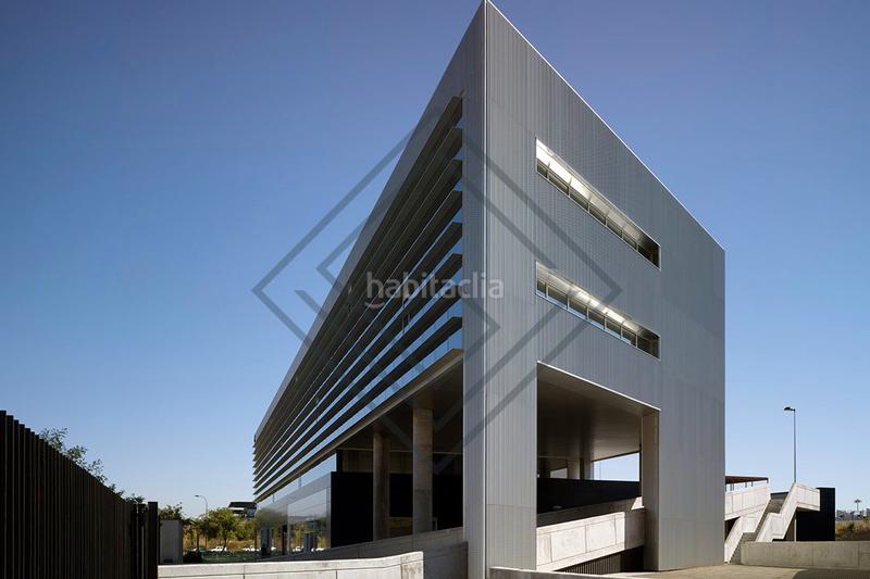Foto afe9237b-6aeb-4a5f-8368-1b2228ea188a. Affitto ufficio in Las Tablas Madrid