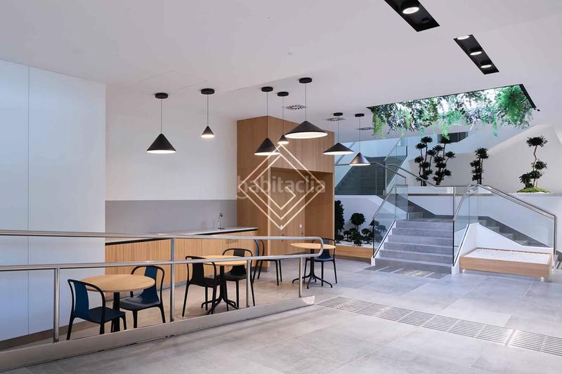 Foto 27e65fc0-5d98-4139-9d81-3a68ce6bdb00. Alquiler oficina en Cuatro Caminos - Azca Madrid