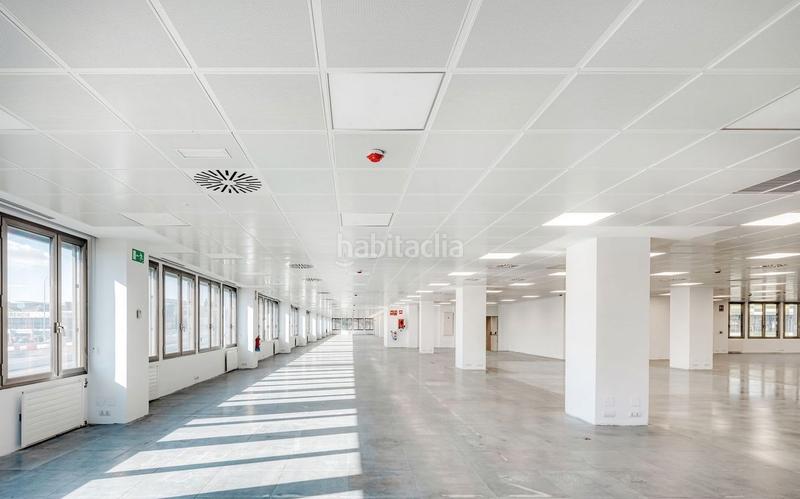 Foto e45313cc-a4ac-45e1-a0b2-02673c19ece1. Location bureau avec chauffage dans La Florida - El Plantío Madrid