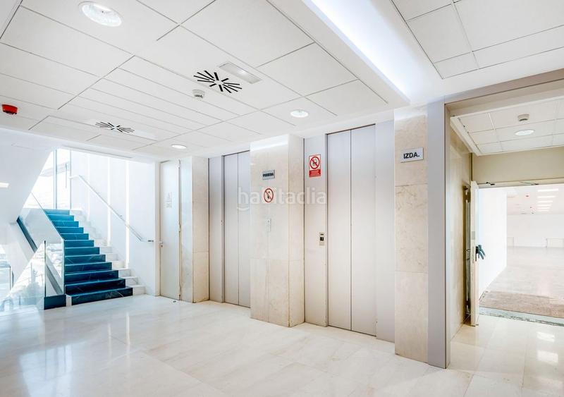 Foto 74f593c2-c482-49b4-a8fe-eb9cf50457a9. Miete büro mit heizung in La Florida - El Plantío Madrid