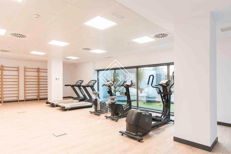 Foto 038066c8-c877-4b55-8a5d-dcfe0e8a529b. Rent office space with heating in La Florida - El Plantío Madrid