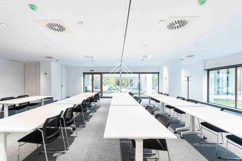 Foto 12f27b73-b06b-4b17-897b-11be37a27271. Rent office space with heating in La Florida - El Plantío Madrid