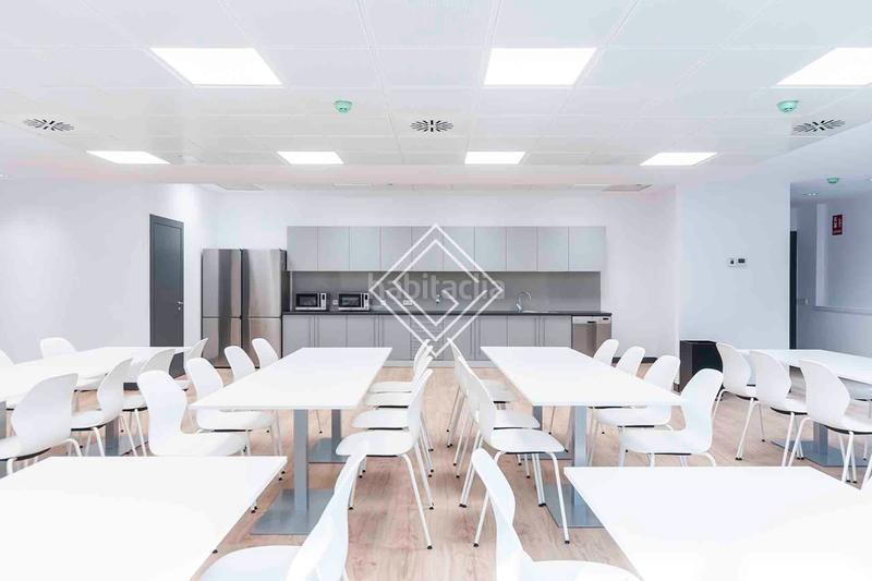 Foto f6fa18ba-7026-4eae-bd17-fcb8aa1756b9. Rent office space with heating in La Florida - El Plantío Madrid