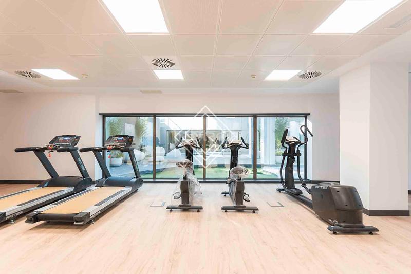 Foto 59cbfcd3-12bd-46bd-bc42-df0c03535301. Rent office space with heating in La Florida - El Plantío Madrid