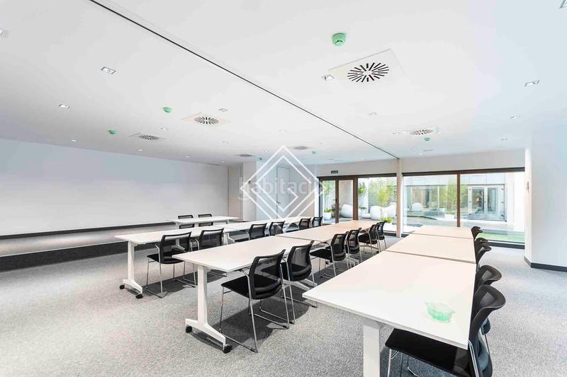 Foto dd776ba8-c6cb-468d-8864-3076db452bff. Rent office space with heating in La Florida - El Plantío Madrid