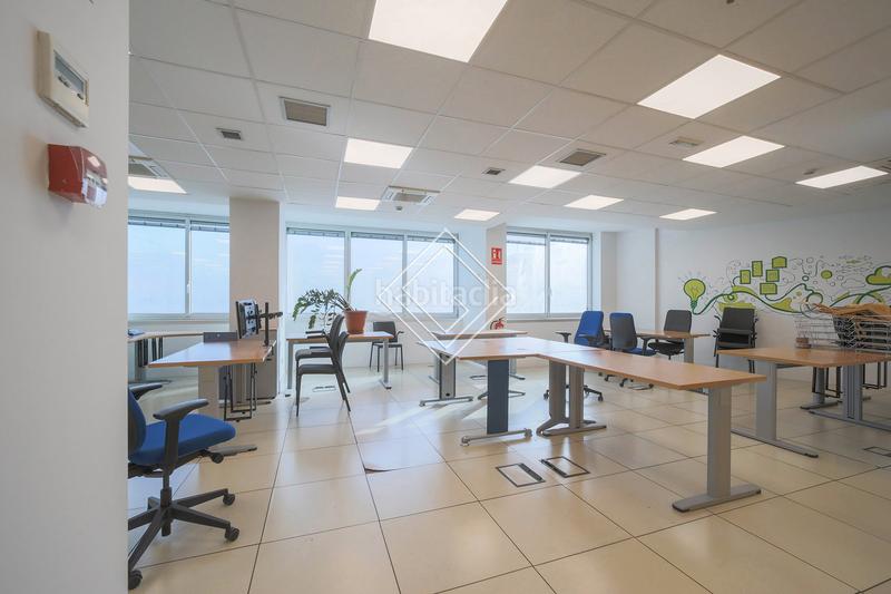 Foto 59b5e5a7-9373-4a5f-a74b-b7762465d127. Miete büro mit heizung in Castellana Madrid