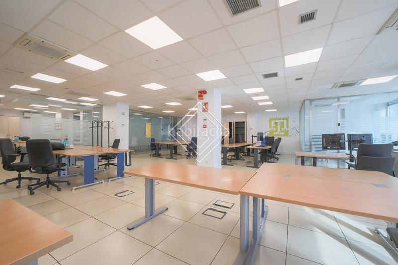 Foto 755fd71f-1d3b-42e2-bad9-6c18291a3834. Miete büro mit heizung in Castellana Madrid