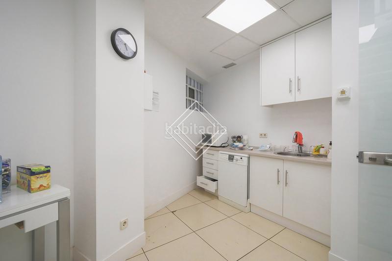 Foto d05fedfd-1a18-483b-9ce1-e60e312fc542. Miete büro mit heizung in Castellana Madrid