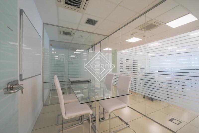 Foto a0afb176-97fd-400f-9d80-3f0e11dea1b3. Rent office space with heating in Castellana Madrid
