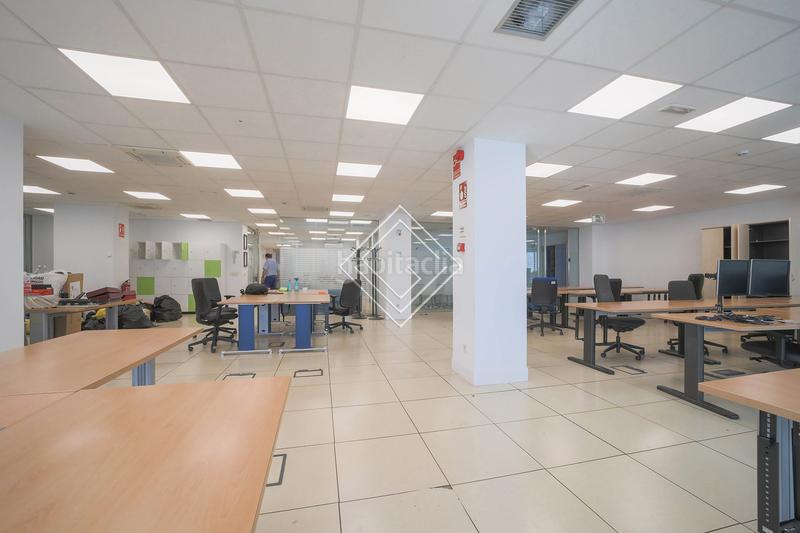 Foto c825fe47-e84e-47d7-985a-c4dbfea00027. Rent office space with heating in Castellana Madrid