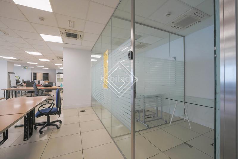 Foto d2b06094-8189-476b-91d7-8d956f7881df. Alquiler oficina en Castellana Madrid