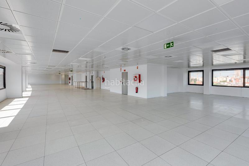 Foto a3f0ee92-a833-4c9f-8087-8c6695e65d16. Location bureau avec chauffage dans Estrella Madrid