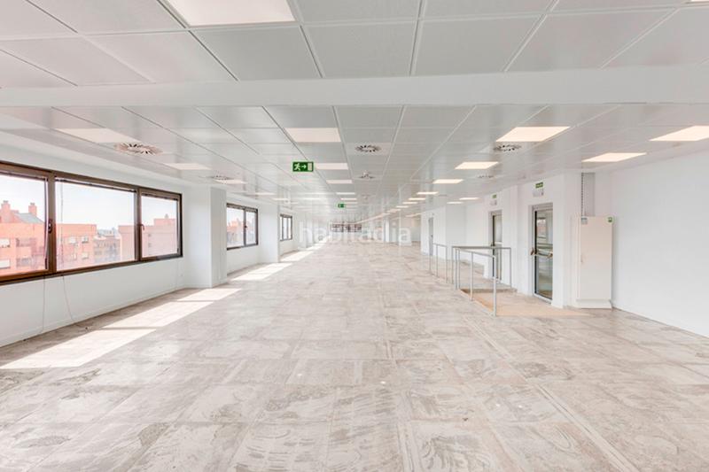 Foto 1c3b854b-20f9-4b37-843e-307066477e94. Rent office space with heating in Estrella Madrid
