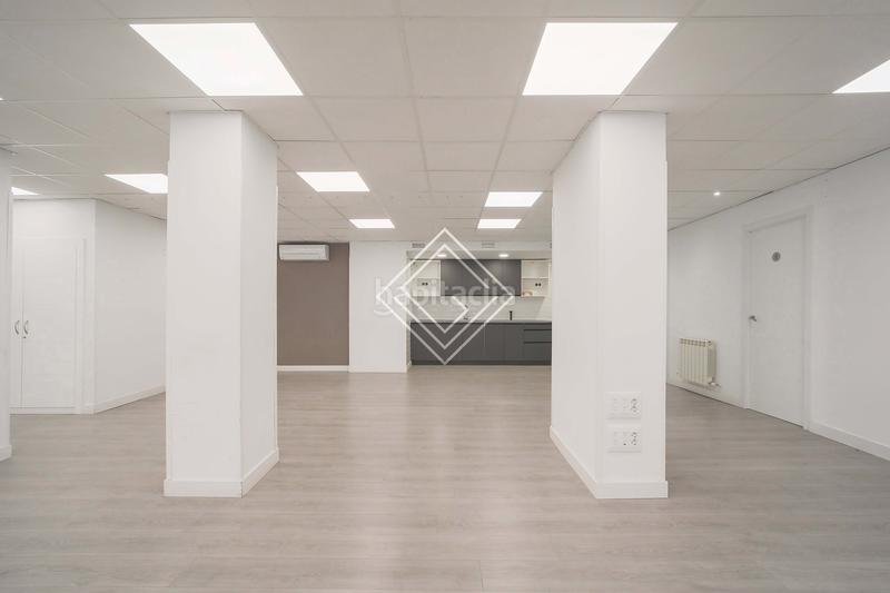 Foto 665fd665-eb8b-45d8-9619-759dbe6c7043. Miete büro mit heizung in Hispanoamérica-Bernabéu Madrid