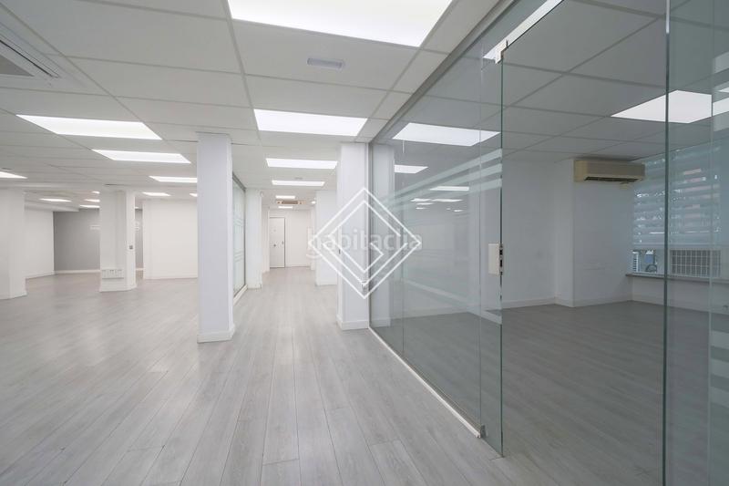 Foto 26229c1c-4745-47bc-b48a-291313986943. Affitto ufficio con riscaldamento in Hispanoamérica-Bernabéu Madrid