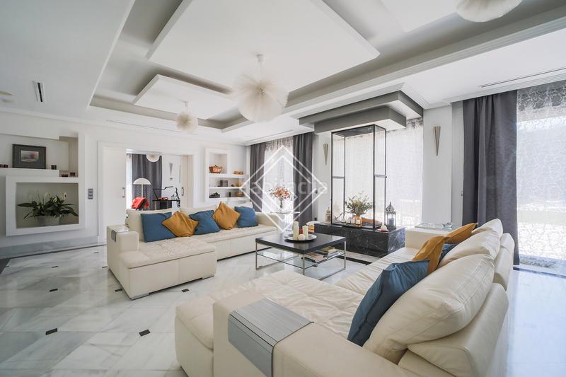 Foto 8e02fae0-0c45-4bc3-a2e8-b86d2bf3420b. Xalet amb calefacció aparcament piscina a Ciudalcampo