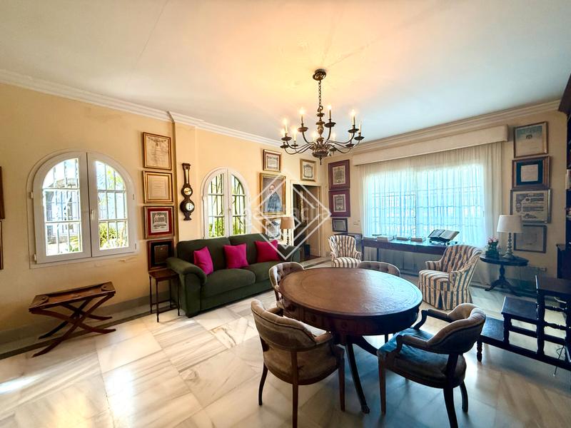 Foto b075966a-1fdc-4650-ba1a-d8a2e77bba25. Casa amb aparcament piscina a Vistahermosa Puerto de Santa María (El)