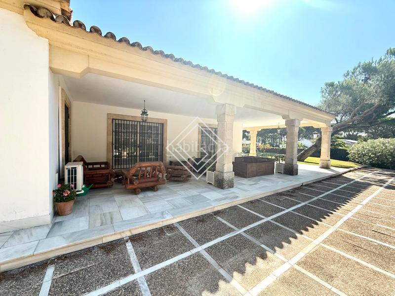 Foto 05d1fad7-b5cb-4fe3-a550-e02e3eeaf11e. Maison avec parking piscine dans Vistahermosa Puerto de Santa María (El)