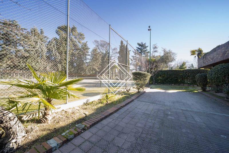 Foto c4ca431a-505a-4469-ab96-9ce640748478. Chalet en La Florida - El Plantío Madrid
