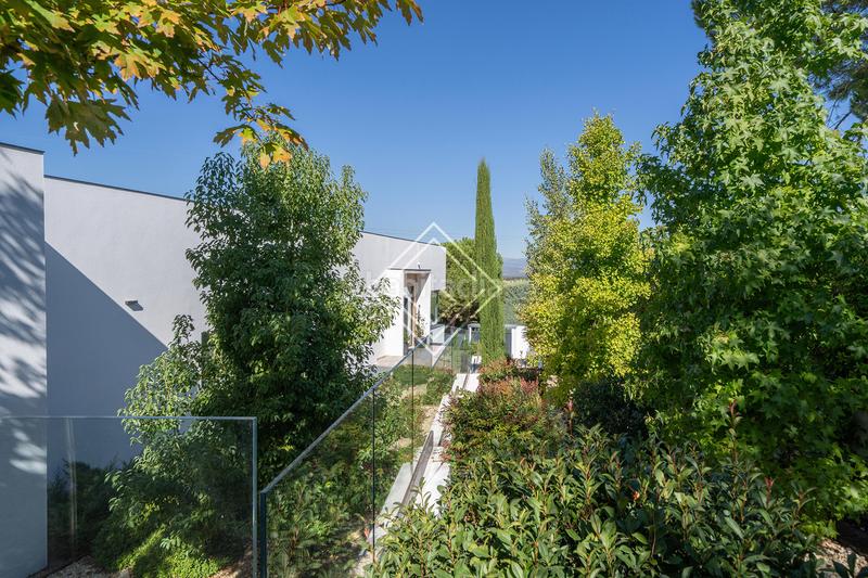 Foto 0b54673a-3065-4d89-92e9-17ef89574919. Rent chalet with fireplace heating parking pool in Villaviciosa de Odón