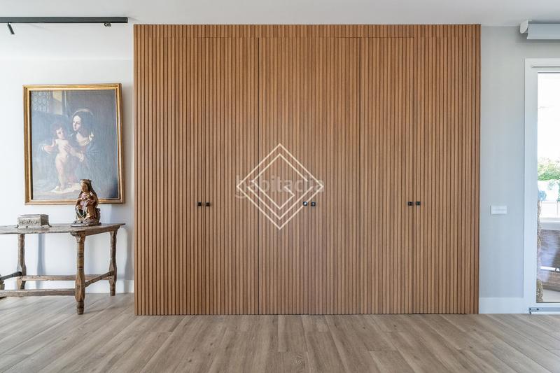 Foto 60ed7357-e7c1-4842-a3f8-46a9f26871fe. Rent chalet with fireplace heating parking pool in Villaviciosa de Odón