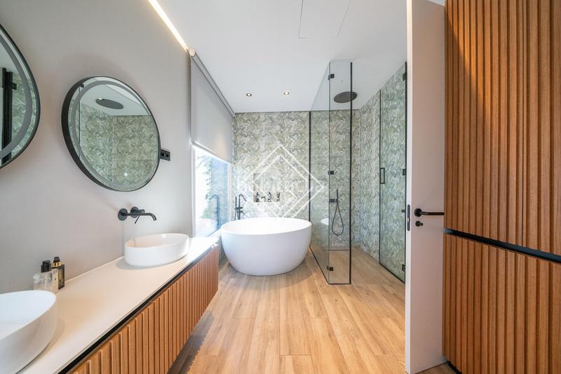 Foto 6f7e7d90-ff2e-48be-bbec-5f786d32c9ec. Rent chalet with fireplace heating parking pool in Villaviciosa de Odón