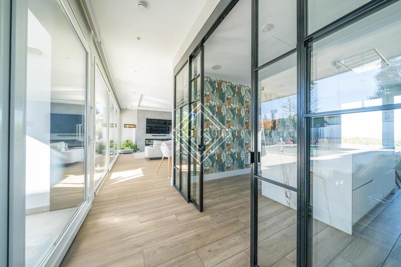 Foto 6a753407-0fa4-43ec-ab50-a1d24a07b3fd. Location chalet avec cheminée chauffage parking piscine dans Villaviciosa de Odón