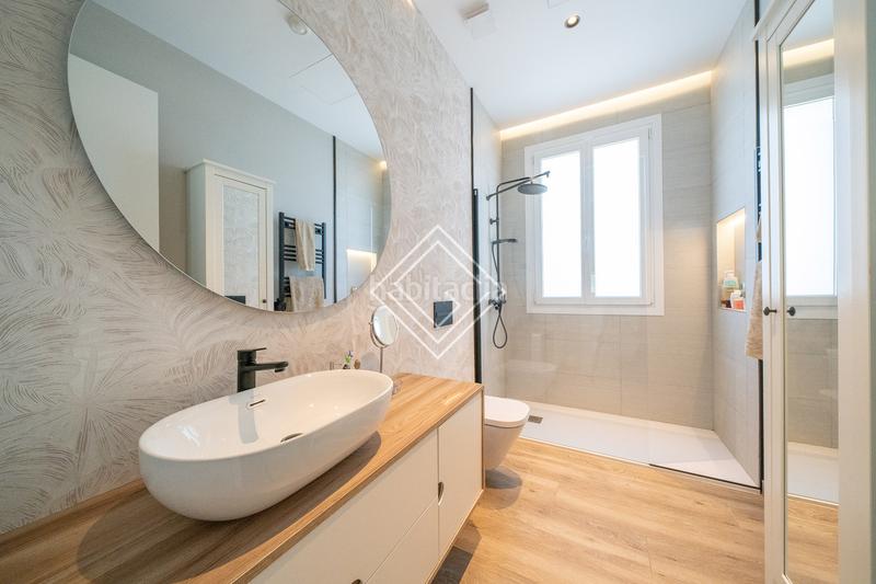 Foto 23ddd5ab-0b6e-4e5c-b16a-b73b3df279e7. Affitto chalet con camino riscaldamento parcheggio piscina in Villaviciosa de Odón