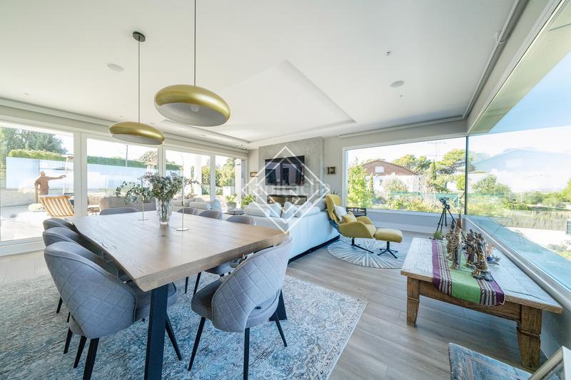 Foto bda74168-6a7c-491c-a126-242928a44922. Affitto chalet con camino riscaldamento parcheggio piscina in Villaviciosa de Odón