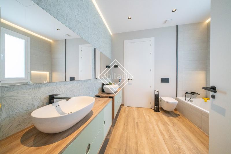 Foto 204f8bab-481b-4cd0-8f62-4b40b414b122. Lloguer xalet amb xemeneia calefacció aparcament piscina a Villaviciosa de Odón