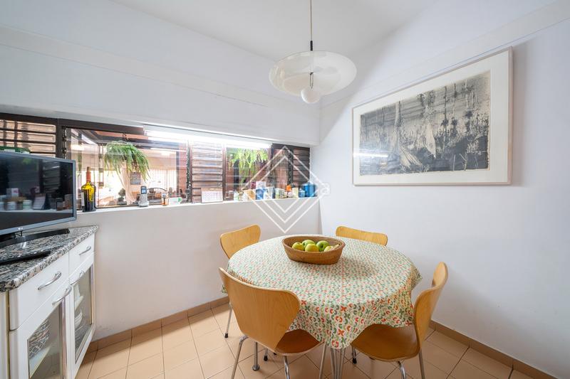 Foto 250ceee2-d24b-42cd-9d2b-ef822494ccfa. Semi detached house with heating pool in Aravaca Madrid