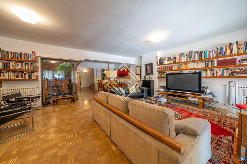 Foto 2c2b186b-c908-477d-9b58-6fe559015820. Semi detached house with heating pool in Aravaca Madrid