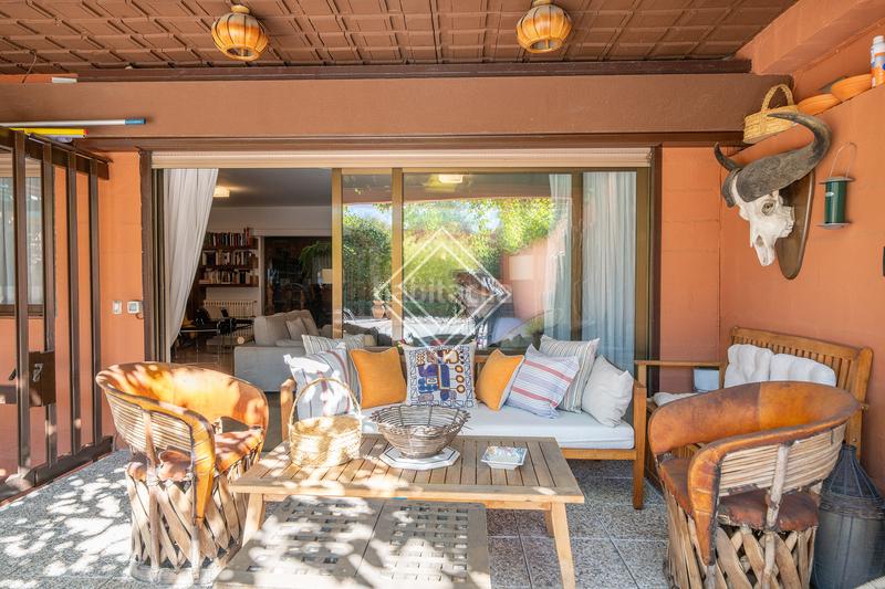 Foto 3355b8b6-d48e-4b74-a34b-46e6cf11d8de. Semi detached house with heating pool in Aravaca Madrid