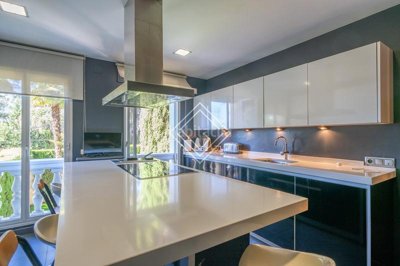 Foto 7c68d45a-7f1b-456b-81b0-95459aea7024. Chalet en Fuentelarreina Madrid