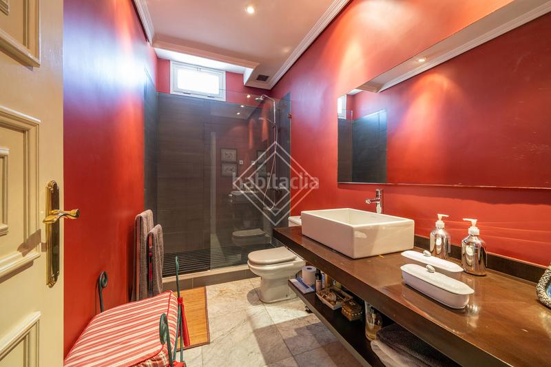 Foto aa29fd7d-704f-4316-8921-05e3b2a111f7. Chalet con parcheggio piscina in Fuentelarreina Madrid