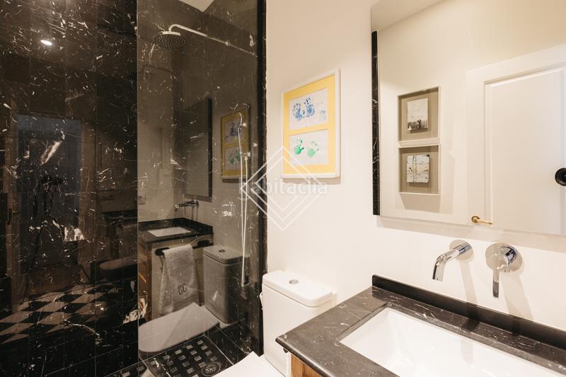 Foto 7c7b3086-6c5b-42cc-ae22-48d51a06a869. Etagenwohnung mit heizung in Almagro Madrid