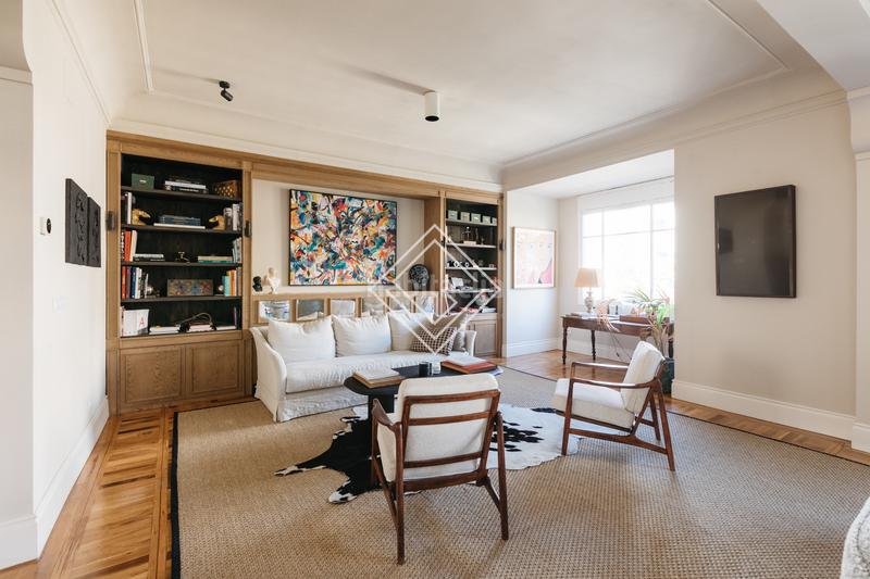 Foto 1a651159-8b5c-4275-83af-d068ebad3290. Piso en Almagro Madrid