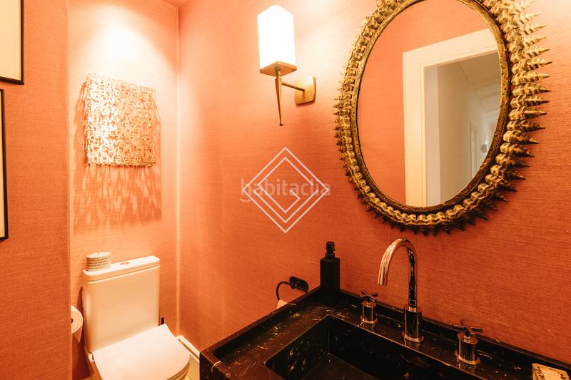 Foto 343c78a4-708f-4293-807c-91eb51f28600. Piso en Almagro Madrid