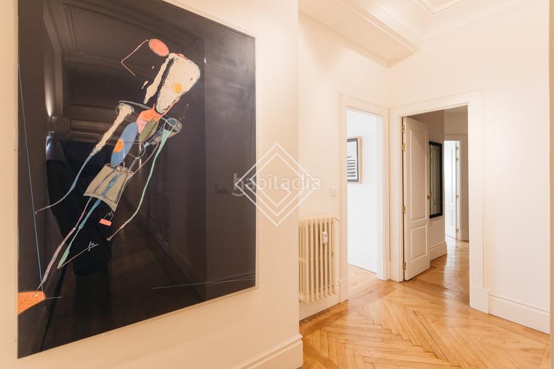 Foto 94376a0d-5cf8-4788-8598-362e9db4a67e. Piso en Almagro Madrid