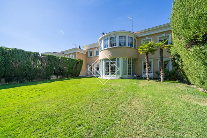 Foto 8da6015a-4db8-4881-8e12-ee3b7ebfb79f. House with heating parking pool in Ciudad Universitaria Madrid