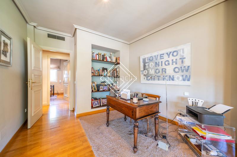 Foto b49f15d6-a8d2-4e36-8724-7e7c331a6c80. House with heating parking pool in Ciudad Universitaria Madrid