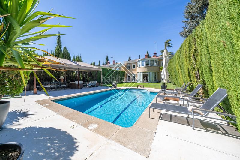 Foto ff42545e-ac4d-4ab3-8a4b-d74cdbe89f64. House with heating parking pool in Ciudad Universitaria Madrid