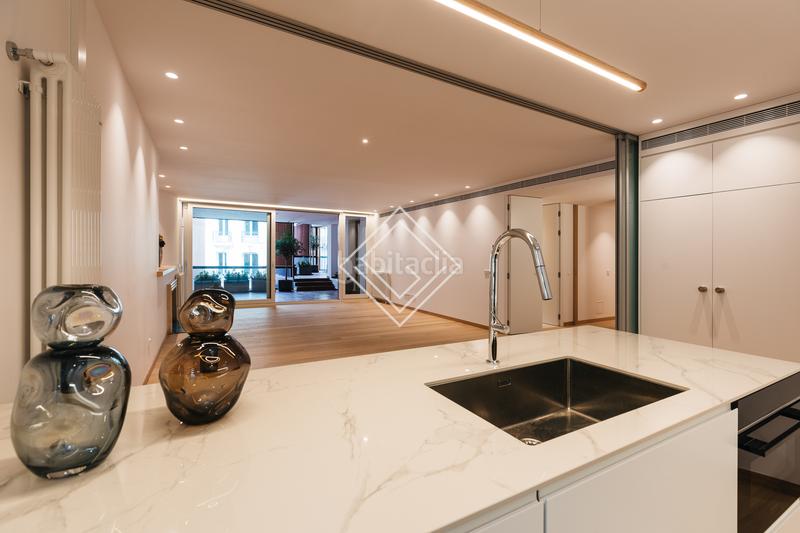 Foto 377cce63-0913-4c96-884d-ca4274dbd321. Appartamento con riscaldamento parcheggio in Castellana Madrid